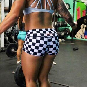 Kailoha Clothing Shorts Size MEDIUM